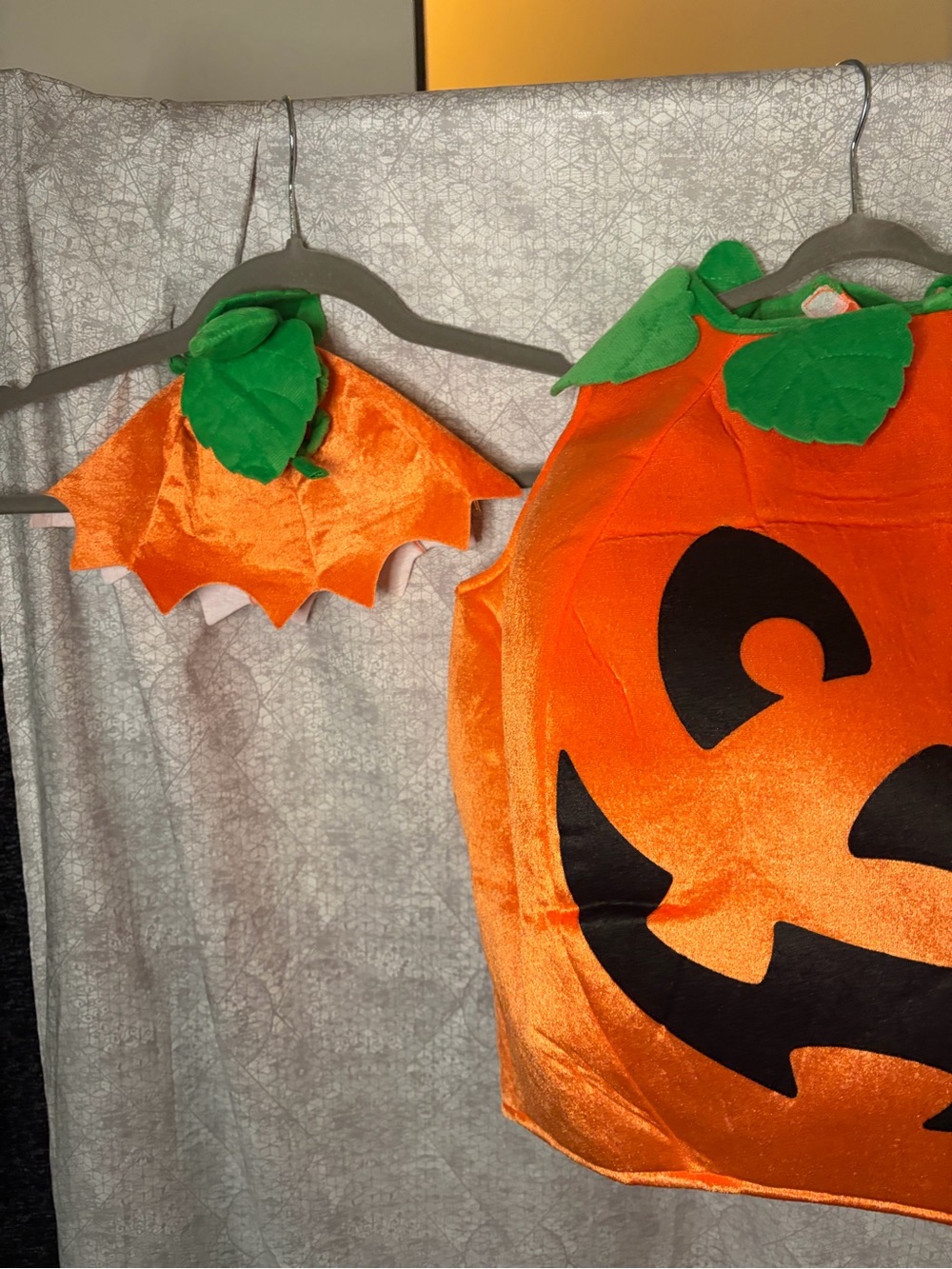 Pumpkin Costume 3T - Picture 7 of 7